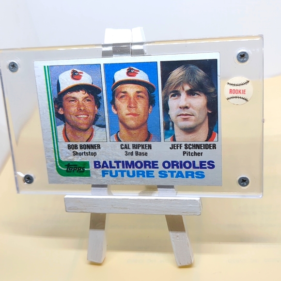 1982 Topps 21 Baltimore Orioles Future Stars Bonner Ripken Schneider - Picture 2 of 8
